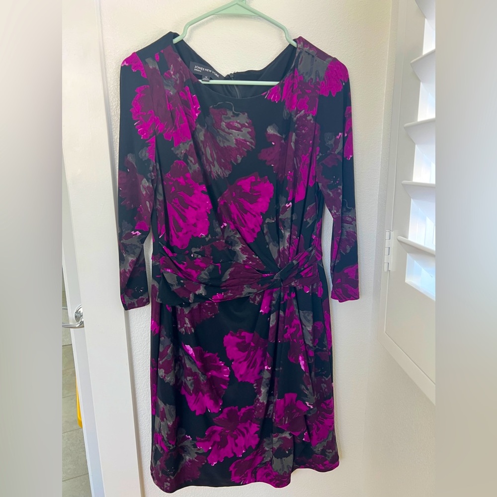 Women’s Beautiful fully lined dress